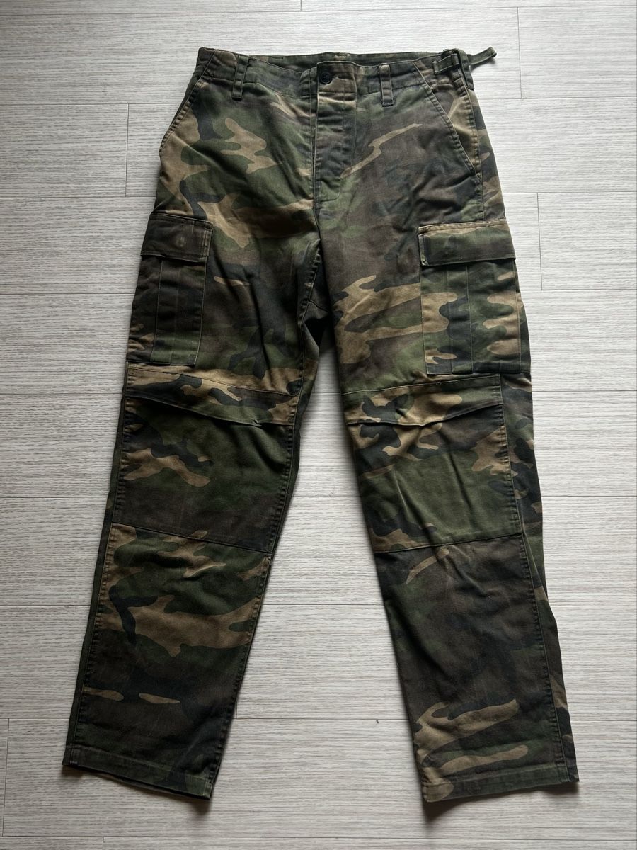 Pantaloni: Pantalon cargo militaire - M  – Usato da Reconvilier venduto da ako_6n9m