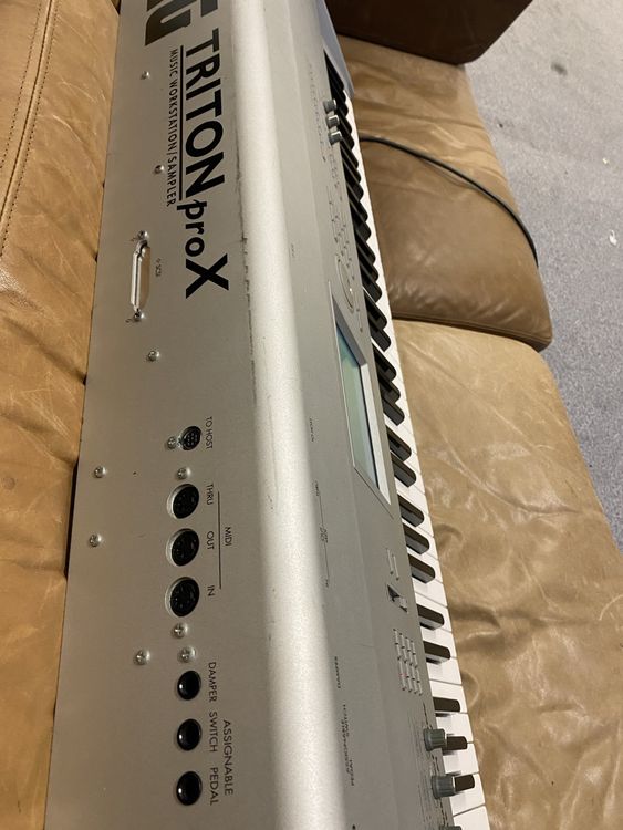 Triton Pro X 88 gewichtete Tasten Kaufen auf Ricardo