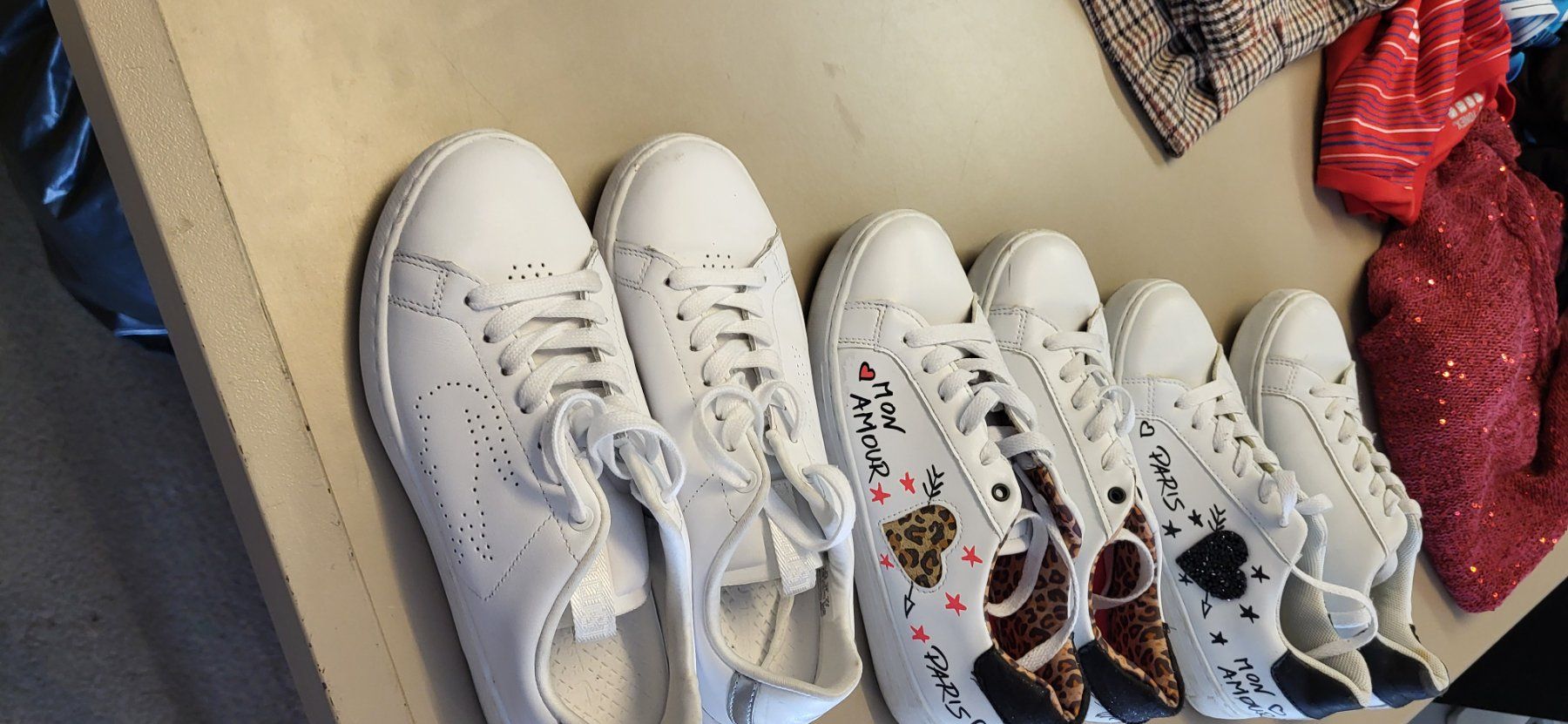 Scarpe per ragazze: SCHUHE 3 PAAR DAMEN – Usato da LUZERN venduto da picci01