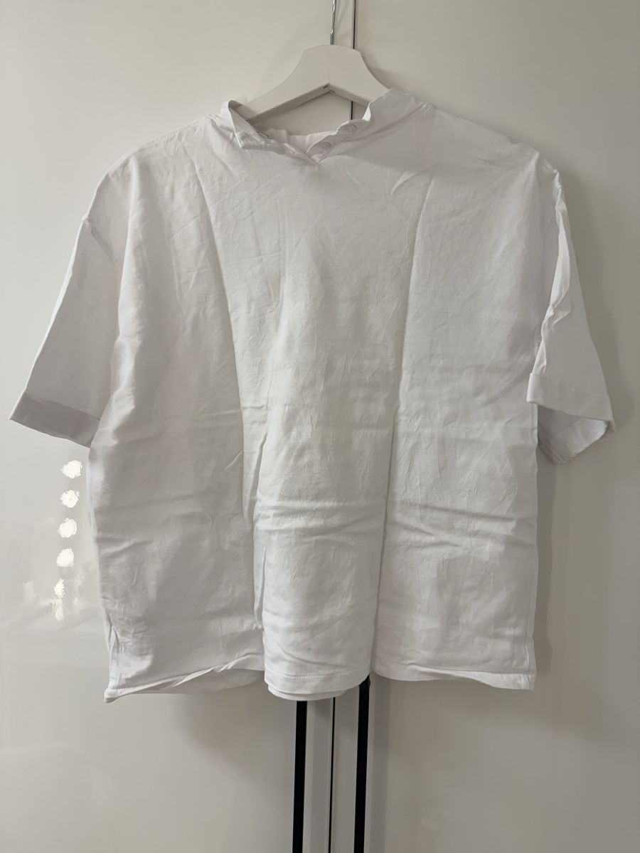 Guess T-shirt: Guess T-Shirt Weiss Grösse S – Nuovo (secondo la descrizione) da Sempach venduto da adnil12 1