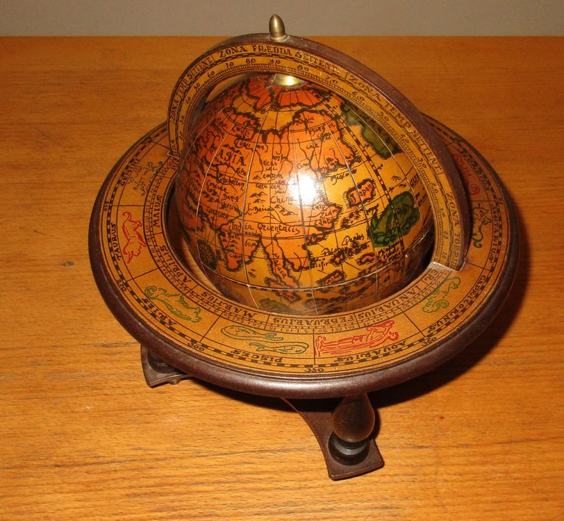 Topglobe Antiker Globus 20cm - Mit Holzsockel & Drehbarer Kugel
