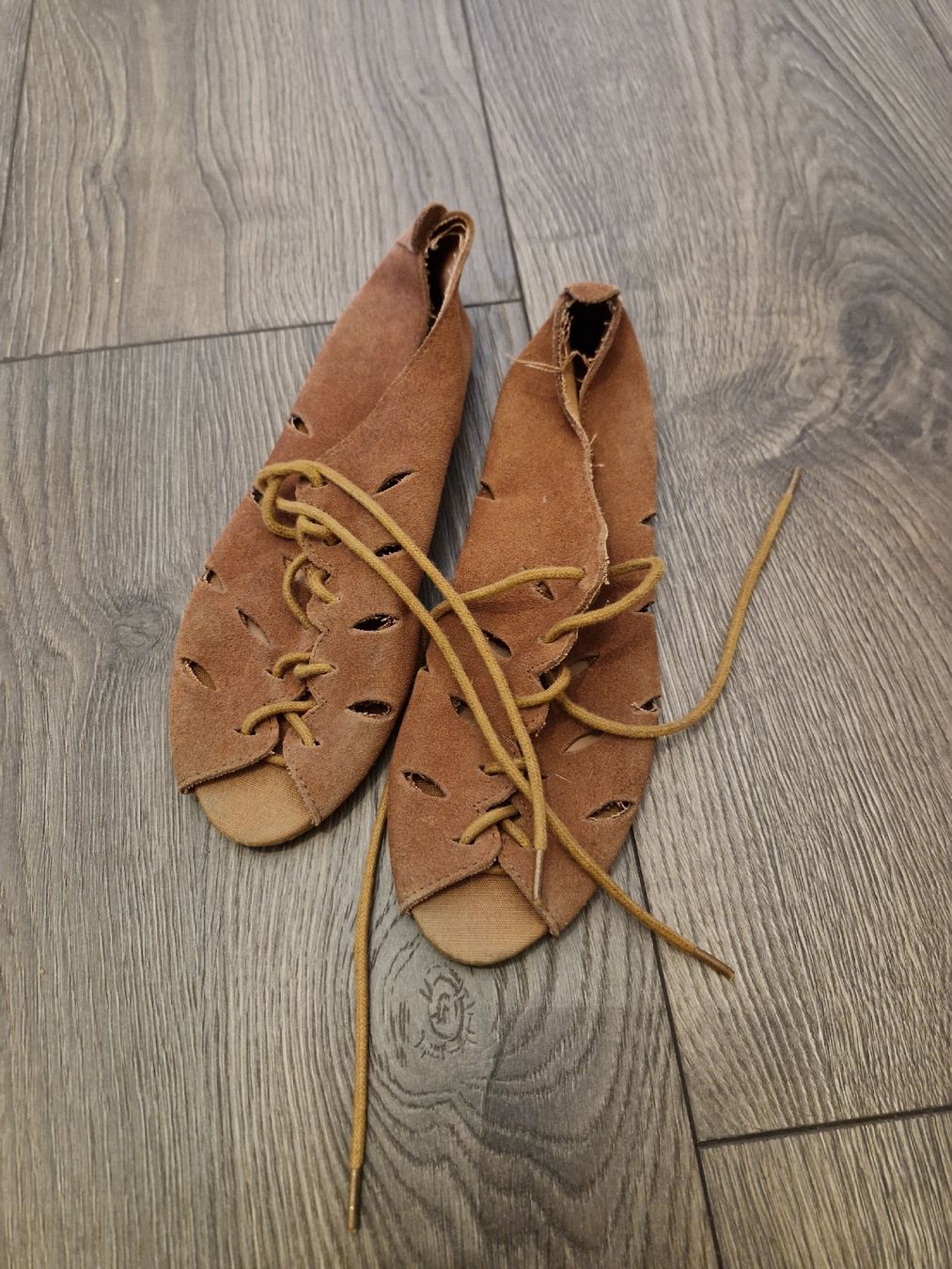 Scarpe da donna: Süsse Sommerschuhe – Usato da Breitenbach venduto da sabrinaa95