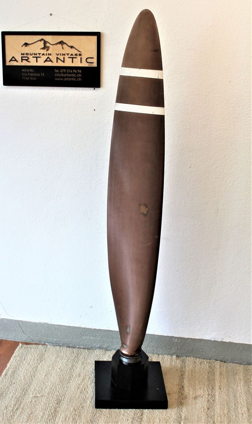 Tutte le decorazioni: Propeller, Flugzeugpropeller. Metall auf Sockel. – Usato da Trun venduto da artantic 5