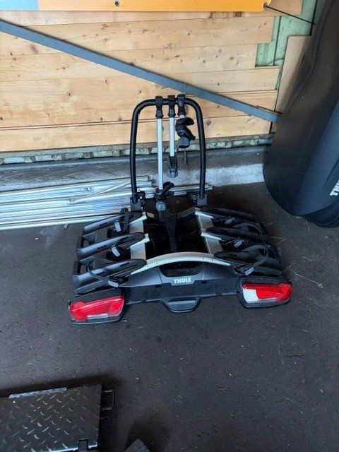 Thule Rimorchi: Thule VeloCompact F 3 13-pin – Usato da Belp venduto da cartrends 1