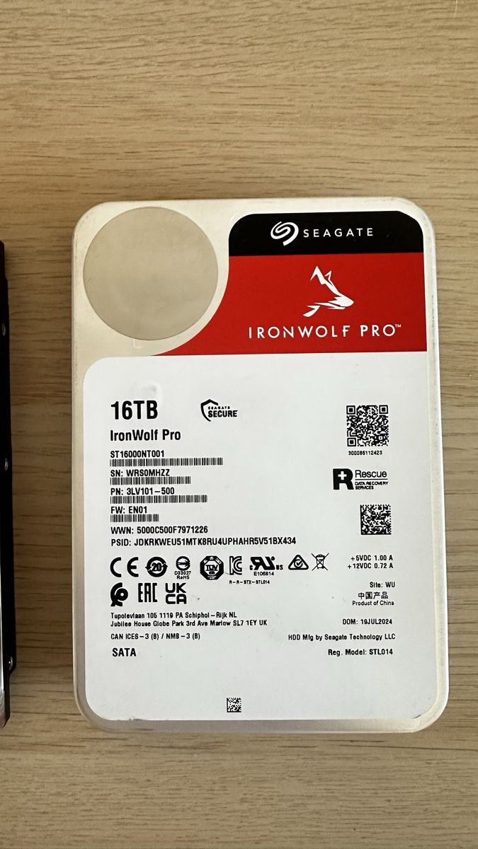 Seagate Harddisks: Festplatte 16TB – Neu (gemäss Beschreibung) aus Männedorf von HollyCat