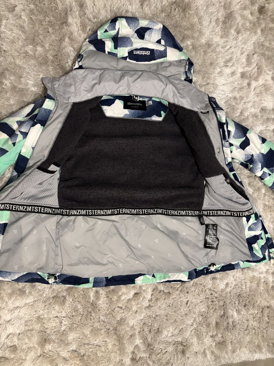 Jacken: Zimtstern Ski / Snowboardjacke Gr. S – Gebraucht aus Hünenberg von val_zs9z 3