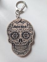 Schlüsselanhänger Hard Rock Cafe Totenkopf Holz neu