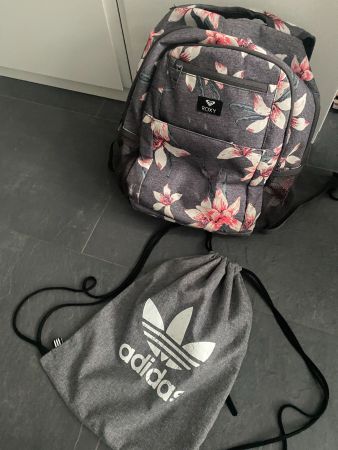 ROXY Schul-Rucksack grau mit Blumen