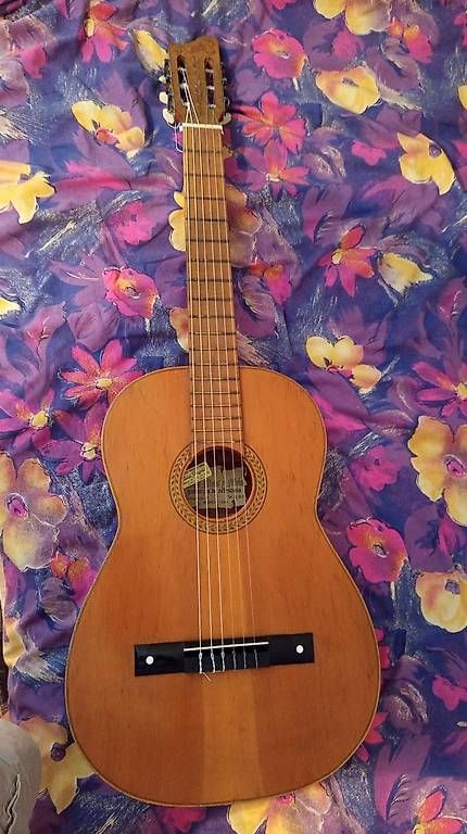 Strumenti musicali: Klassische Gitarre aus Spanien – Usato da Basel venduto da Petergunn