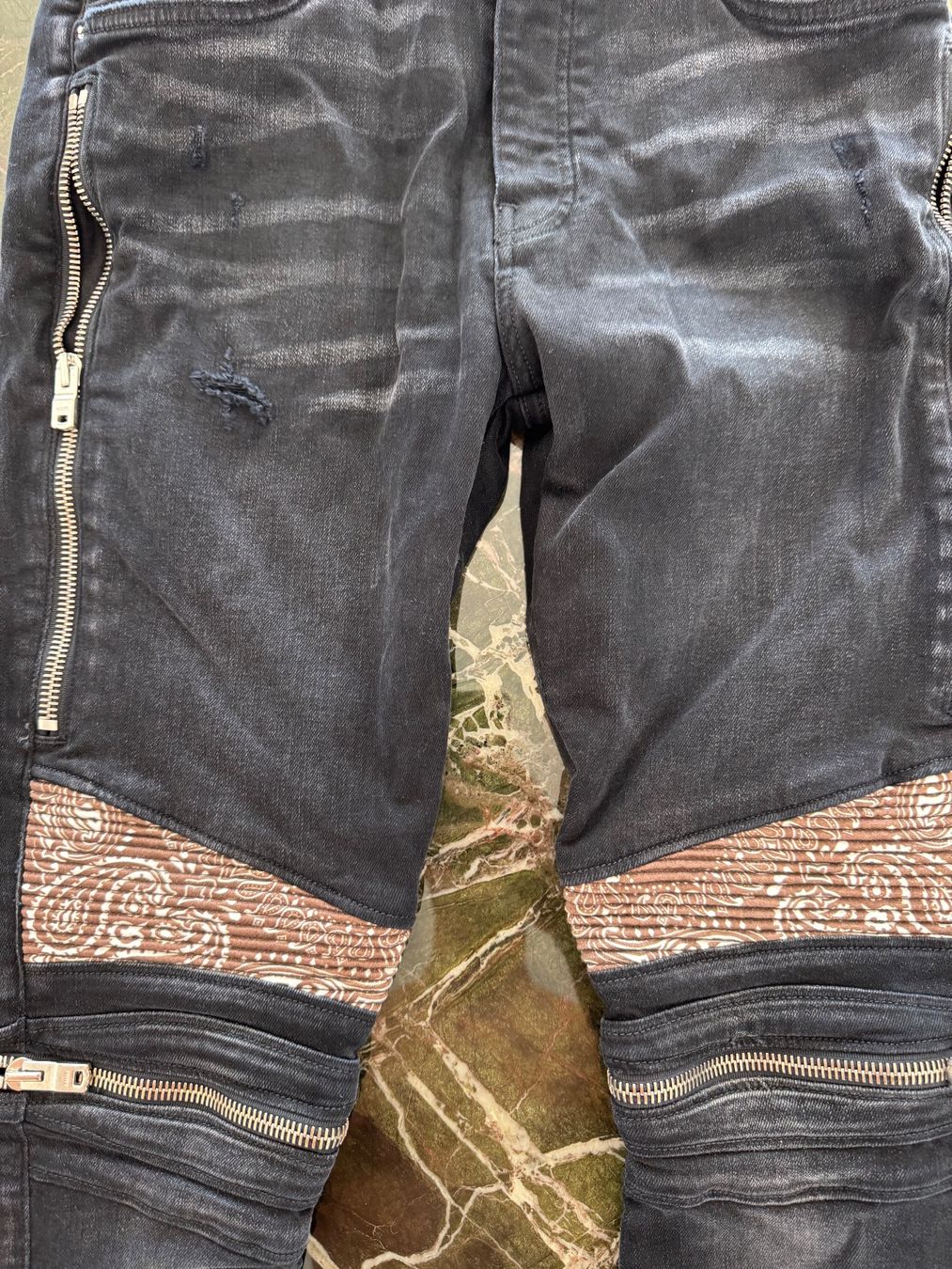 Amiri Jeans: Jeans slim Amiri – Usato da Genève venduto da kil_bxc8 1