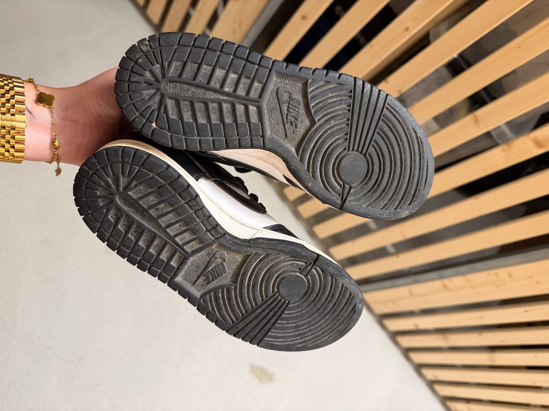 Nike Schuhe für Jungen: Nike Dunk Panda Low – Gebraucht aus Laufen von mar_flh8 3