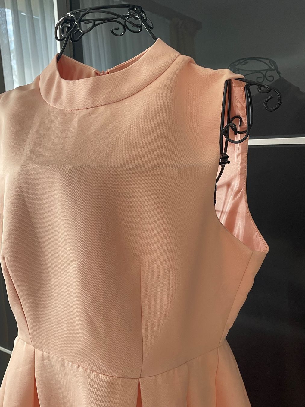 Robes: Abendkleid Gr.42 – D'occasion à Obfelden par 3zwerge