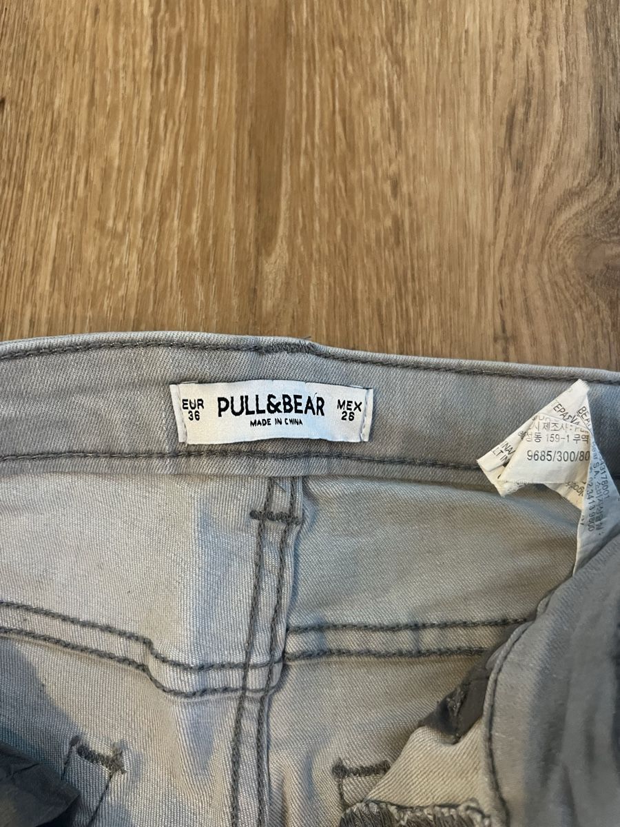 Pull&Bear Jeans: Graue Jeans  – Gebraucht aus Adliswil von aysis61 1