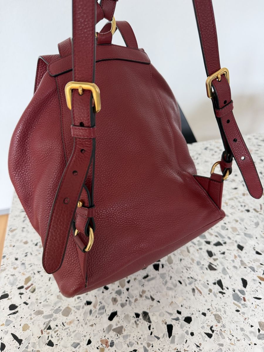 Prada Borse da donna: Prada Vitello Daino Bagpack Rubino – Usato da Zürich venduto da bgg 7