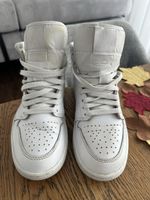 Nike Jordan  Sneaker