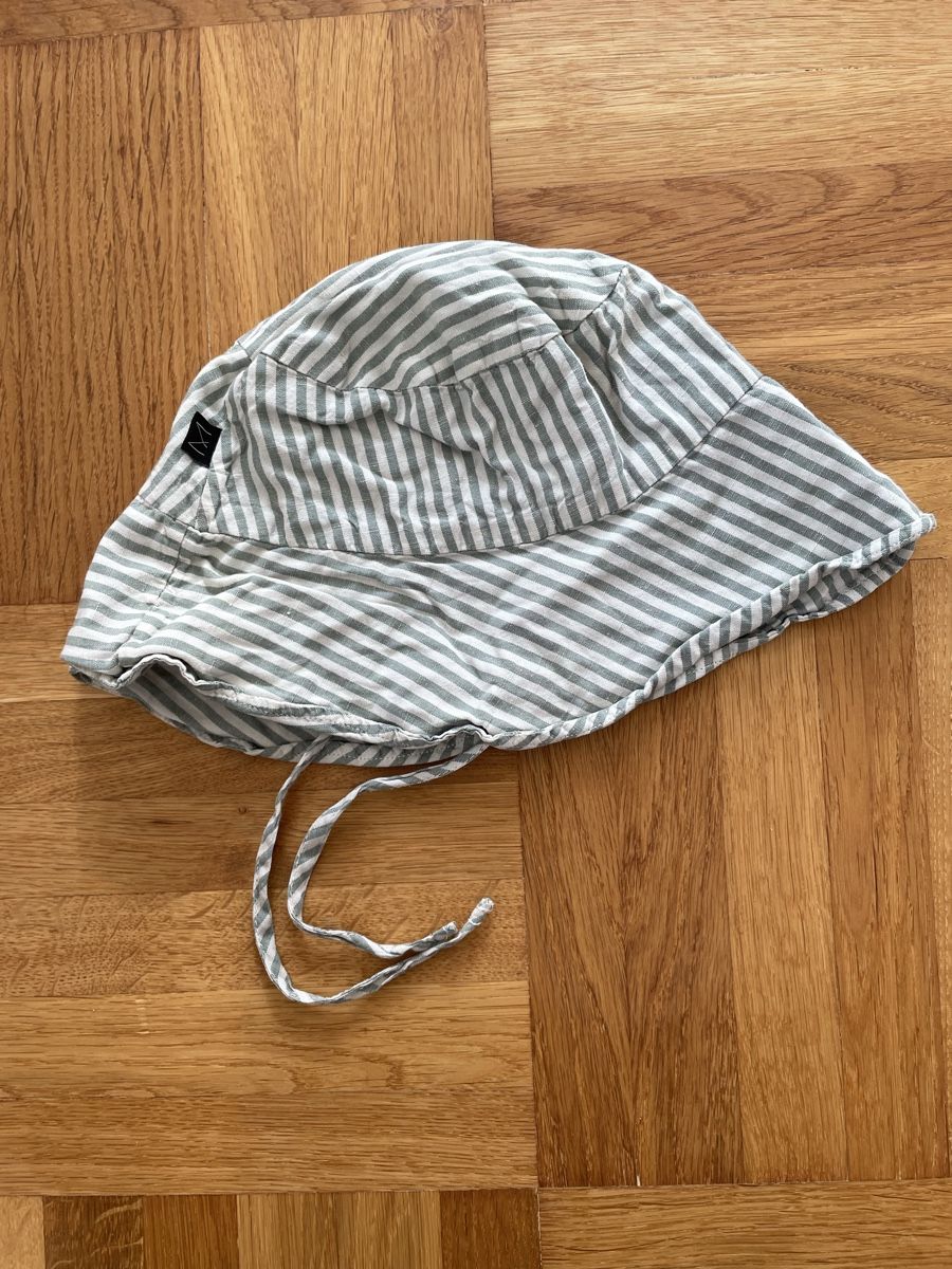 Autres vêtements garçon: Monkind Sonnenhut Gr. 3 – D'occasion à Neukirch an der Thur par bee88