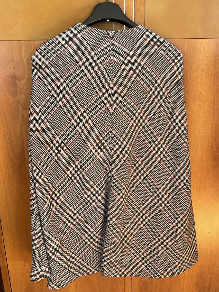 Zara Altro in Moda donna: Zara Cape size M  – Usato da Castagnola venduto da Car2X2N 1