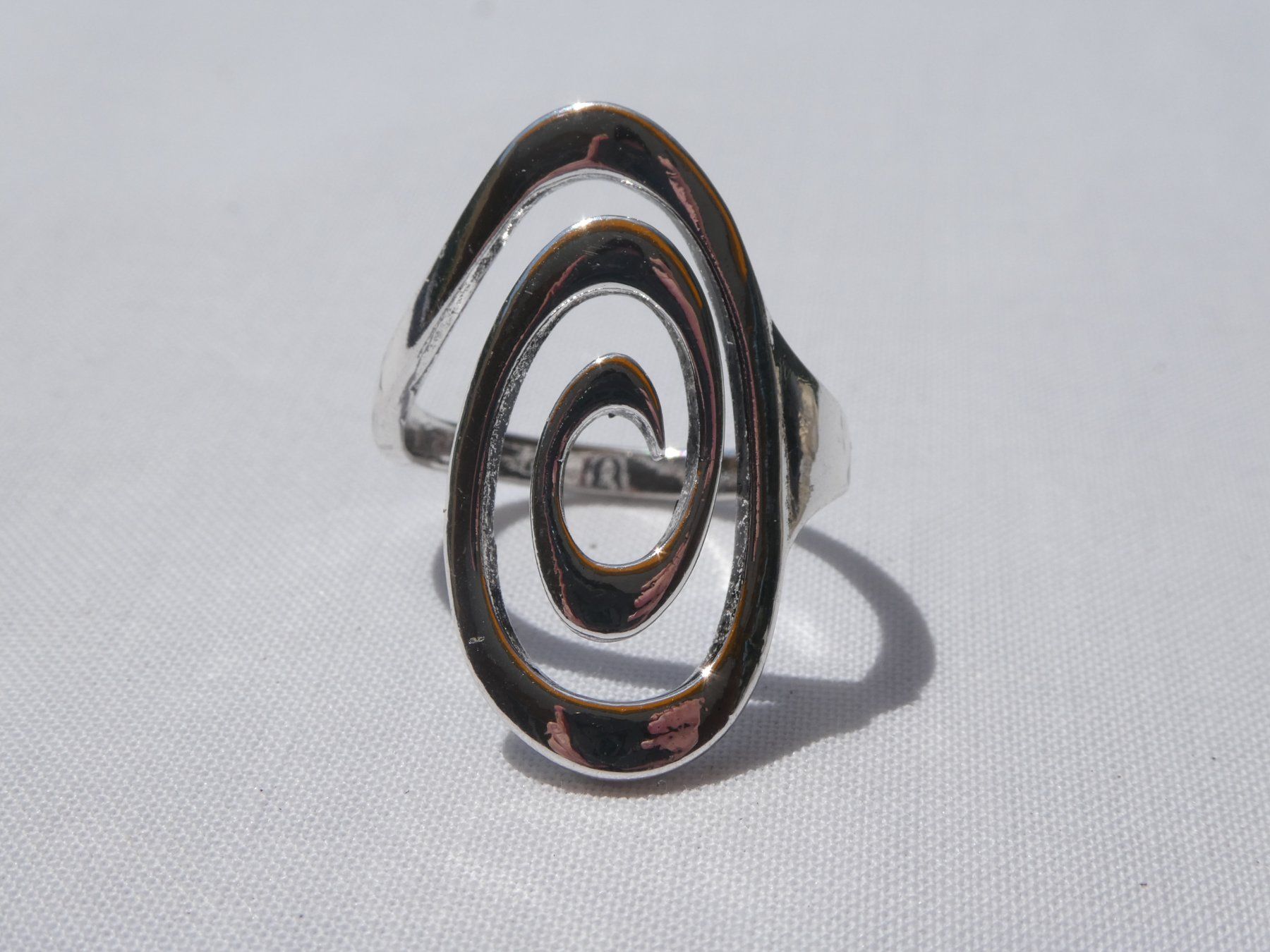 Ringe: Silberfarbener Ring, Gr. 57 (18.1mm) / NEU – Neu (gemäss Beschreibung) aus Gattikon von kaandooh