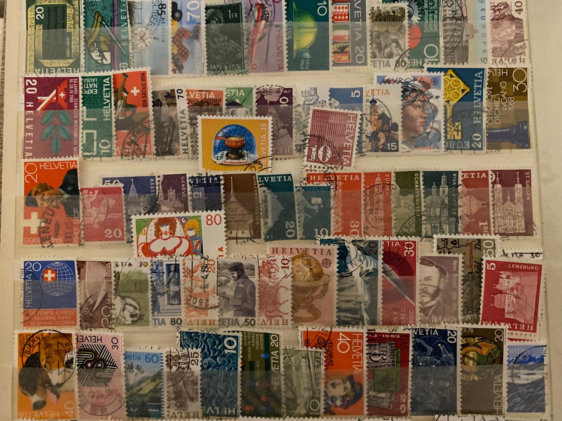 Tous les timbres: Briefmarken Konvolut Schweiz ,100stuck verschiedene – D'occasion à matten b. interlaken par jfran17 2
