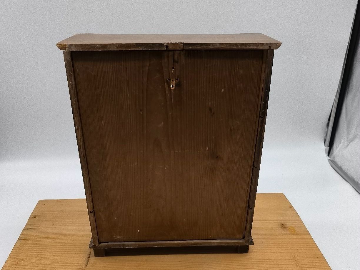 Armadi: Antiker Modelschrank, vermutlich Jugendstil. – Usato da Maladers venduto da der_Holzwurm 2