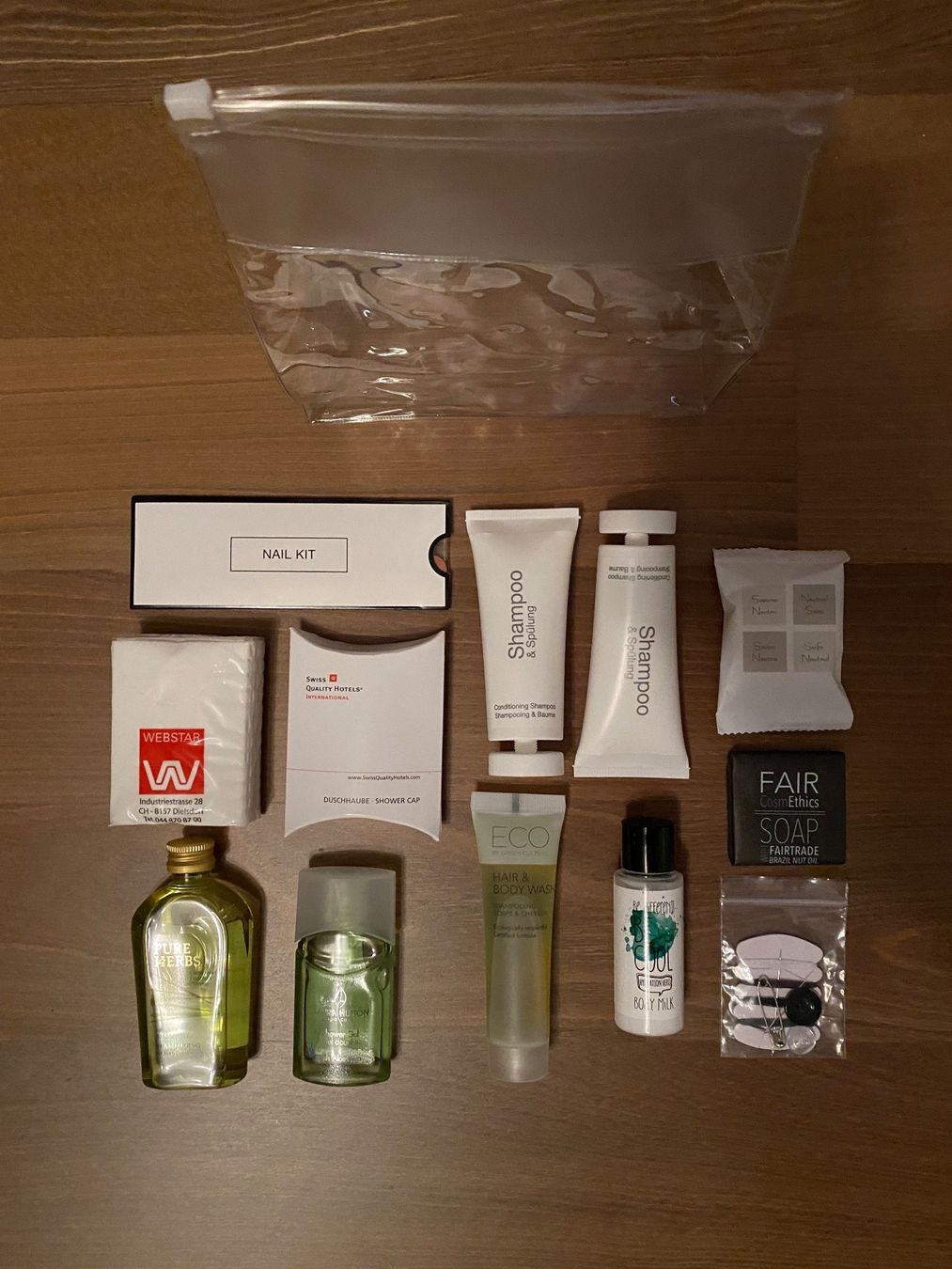 Prodotti di pulizia: 12 Teiliges Hygiene Kit – Nuovo e nell'imballaggio originale da Muttenz venduto da Fantom03 1