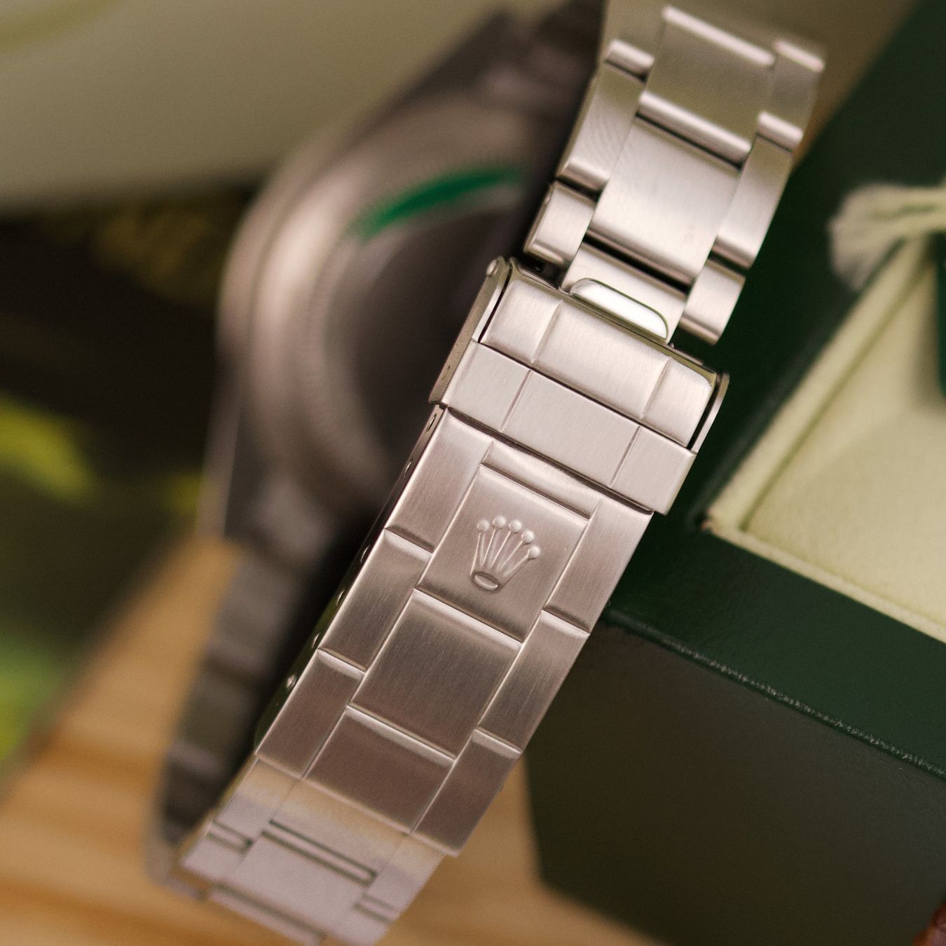 Rolex Orologi: Rolex Submariner "Kermit"/ 16610LV / 2008 / Full Set – Usato da Luzern venduto da PrimeSwissTime 7