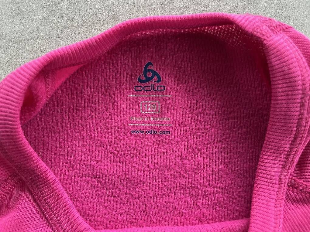 Sous-vêtements: Thermoshirt odlo 128 – D'occasion à Luzern par La_Favorita 1