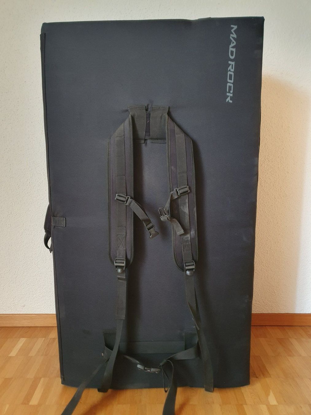 Tappetini fitness: Mad Rock Bouldermatte Crashpad Triplepad neuwertig – Usato da Stein am Rhein venduto da fusselmaus 2