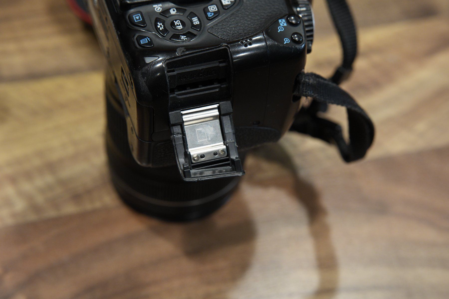 Canon Fotocamera: Canon EOS 650D mit Reise Zoom 18-135mm – Usato da Küsnacht ZH venduto da profi_foto 6