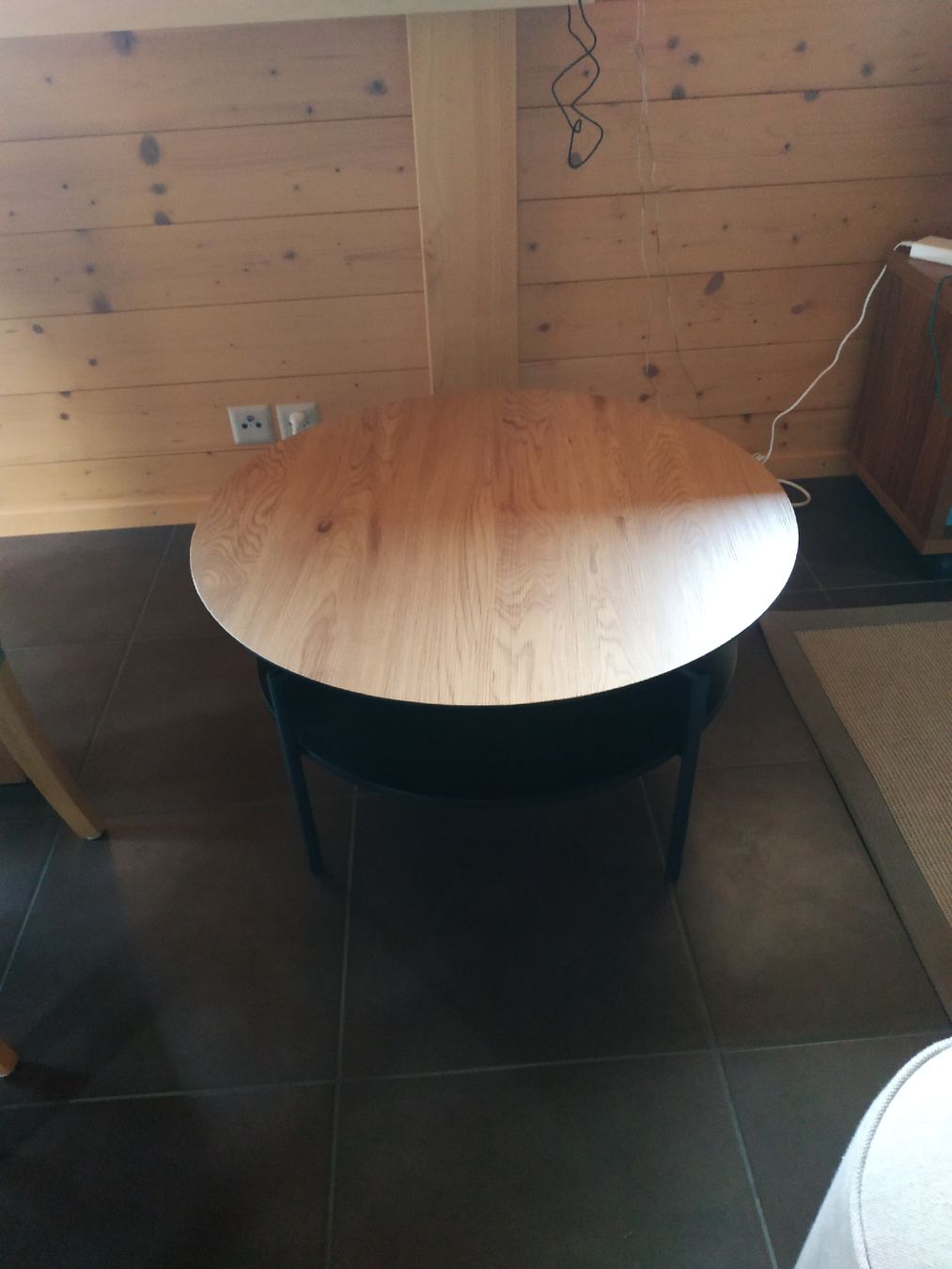 Tavoli: Table basse ronde neuve – Nuovo (secondo la descrizione) da Arnex-sur-Orbe venduto da mbdaso 1