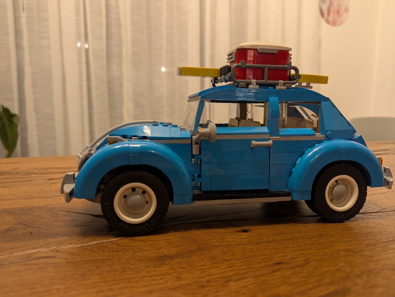 Lego Spielzeuge: LEGO Creator Blauer VW Käfer (10252) – Gebraucht aus Fischbach-Göslikon von  2