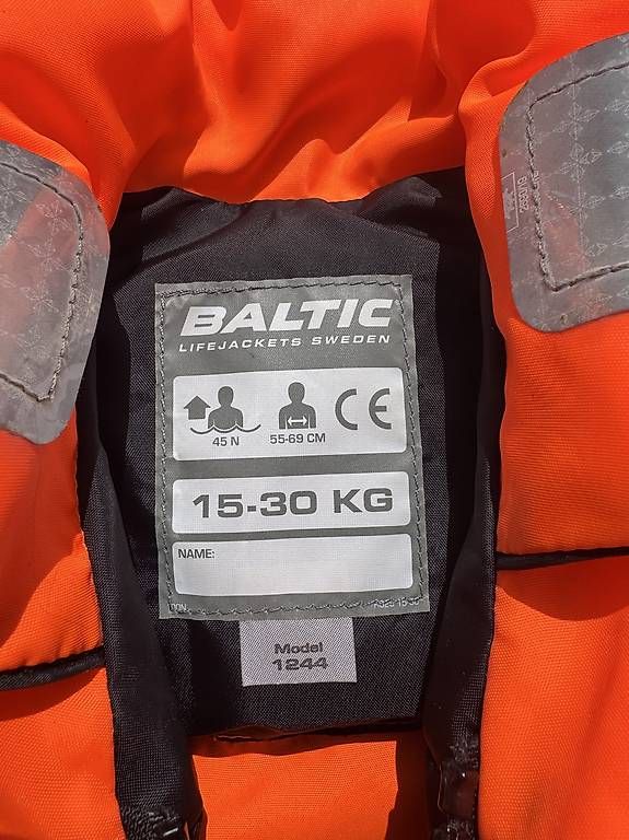 Gilets de sauvetage: Swimweste Baltik Kinder  – D'occasion à Wengi b. Frutigen par Tomaeg0 1