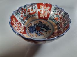 Bol japonais Imari, début 20ème, très bon état, diam. 13 cm.