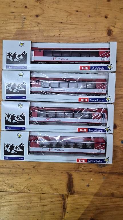 Modellini di ferrovie: Glacier Express H0m  4 wagons D+R 24010 – Usato da Courfaivre venduto da lea_x7nm 1