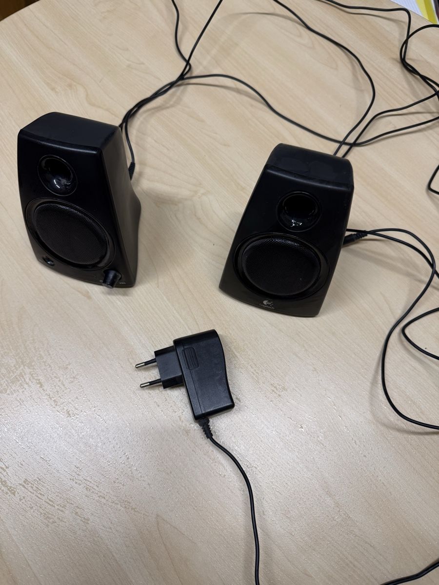 Logitech Casse acustiche: Haut-parleurs Logitech – Usato da Crissier venduto da ballydoolagh