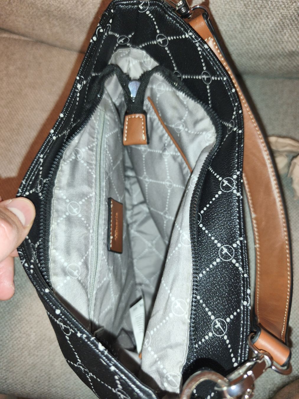 Tamaris Taschen für Damen: Tamaris Handtasche – Gebraucht aus Riedholz von Shime1981 1
