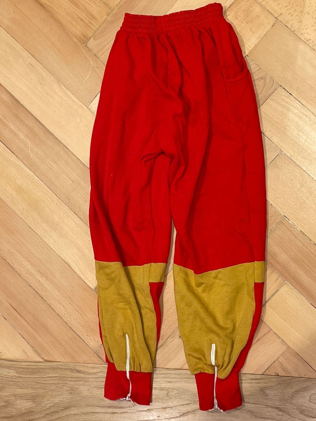 Pantaloni: Vintage CONSTRI-FOOT Freizeithose / Trainerhose Gr. S – Usato da Frasnacht venduto da GracyStore 1