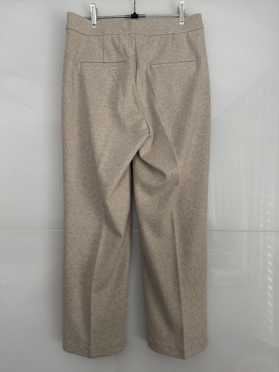 Cambio Hosen: Moderne Cambio Stoffhose/Trainerhose in beige – Gebraucht aus Grenchen von servet.t 1