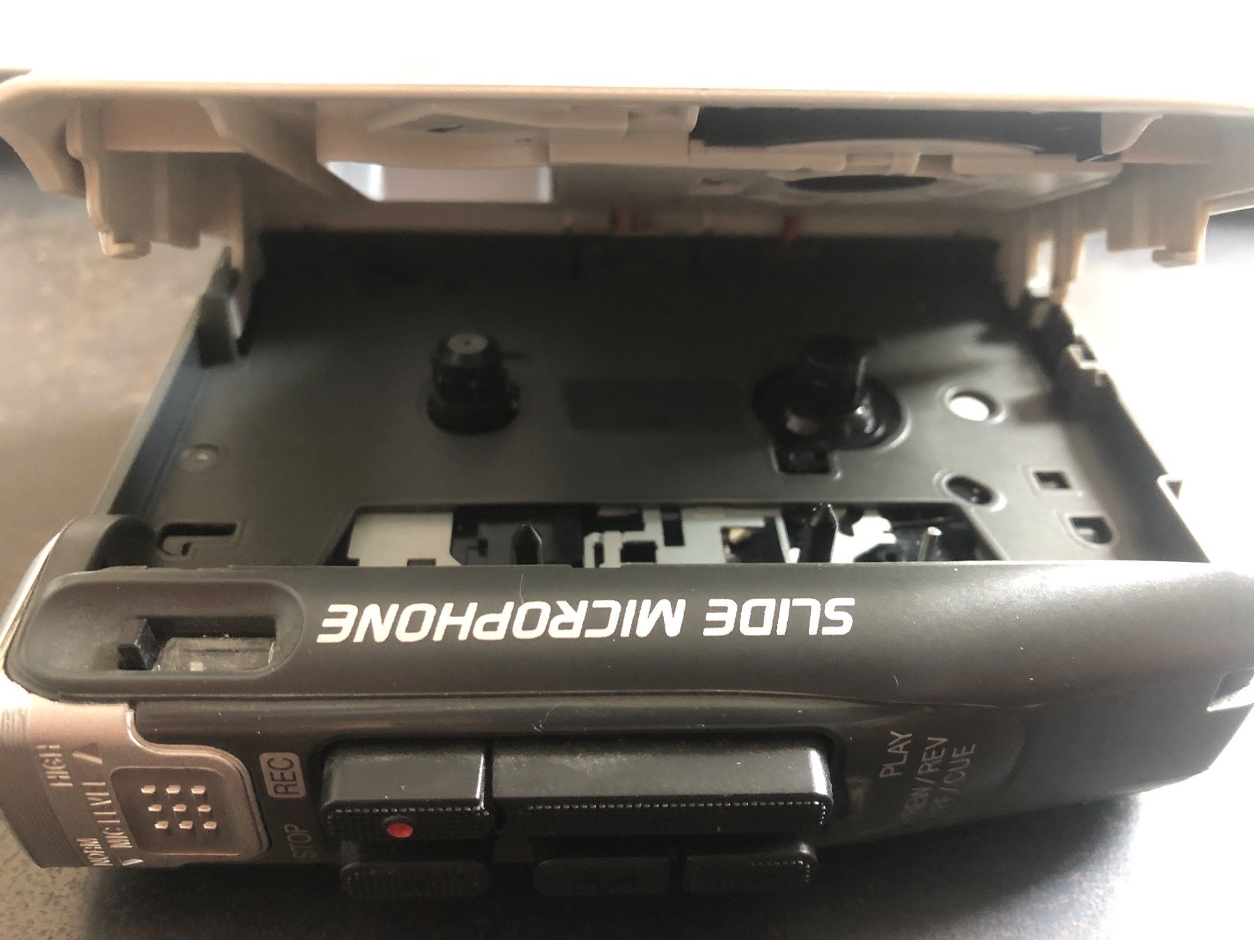 Panasonic Aufnahmegeräte: Panasonic RQ-L31 Mini-Kassetten Recorder – Gebraucht aus Zürich von peterle01 2