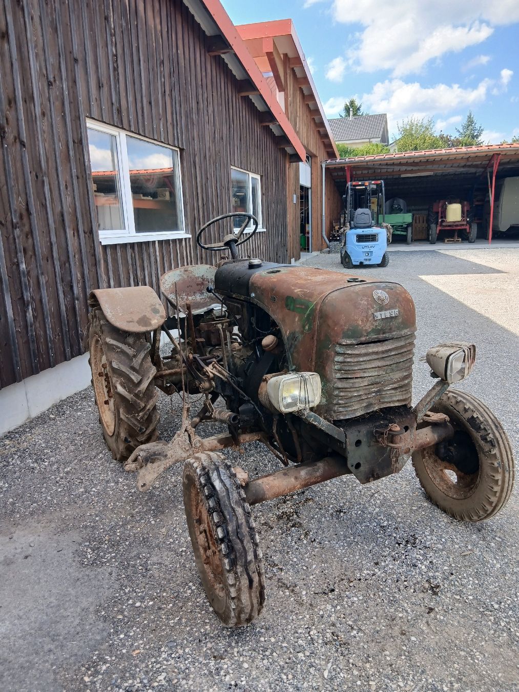 Traktoren: Tracteur STEYR monocylindre – Gebraucht aus Grandfontaine von Celudo