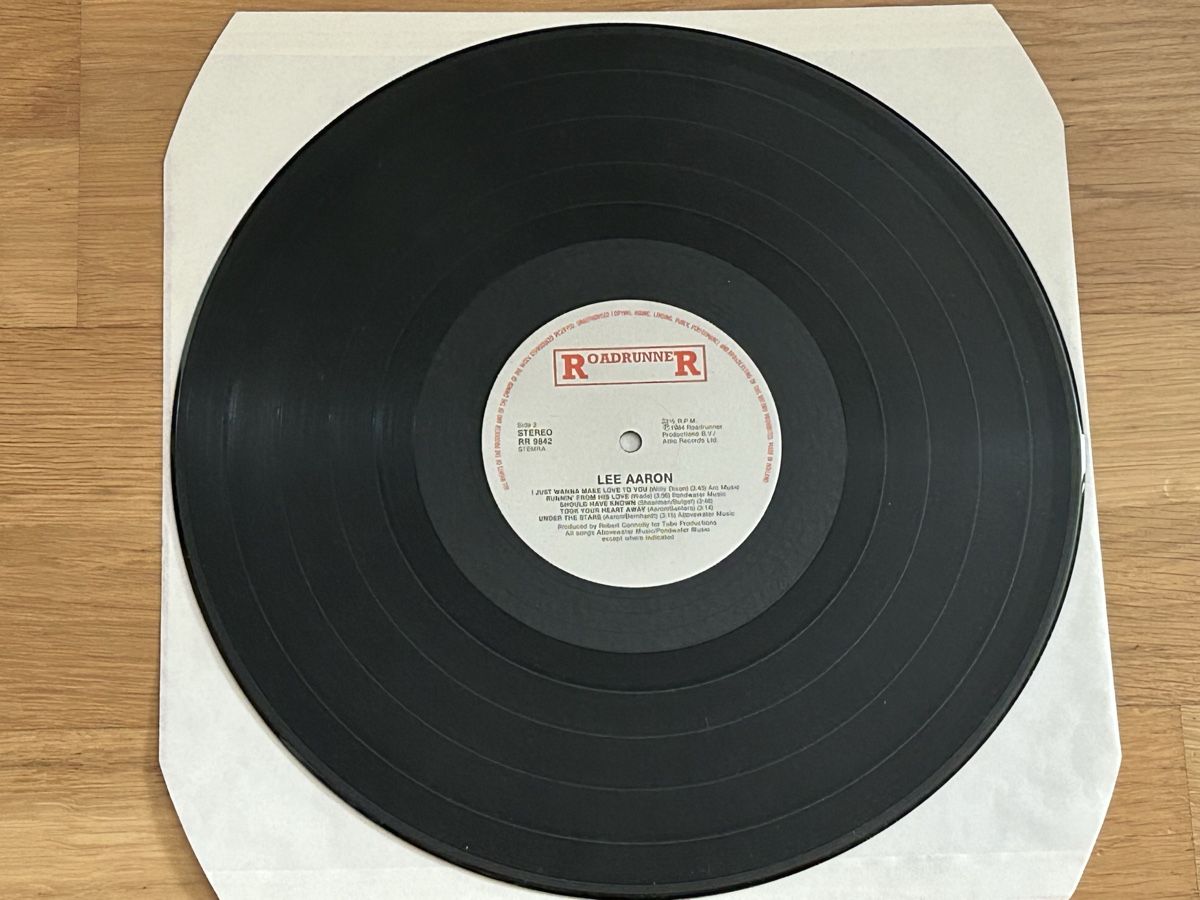 Dischi in vinile: Lee Aaron. 1984. Lee Aaron First Lp – Usato da Faulensee venduto da Mizuno06 3