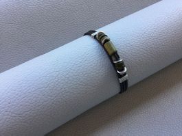 Bracelet cuir & perles en bois kaki 18cm