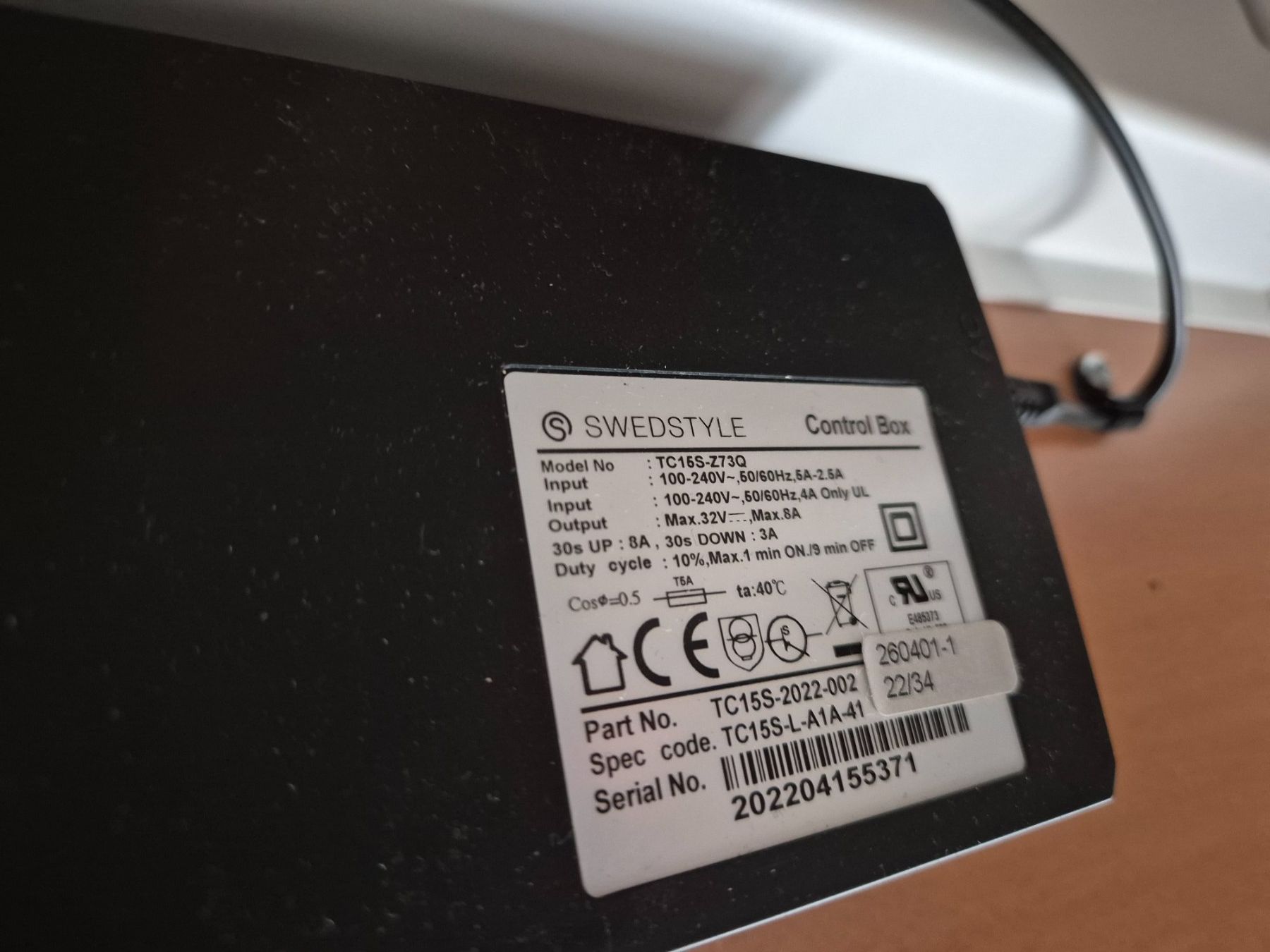Bureaux: Steh-Sitztisch elektromotorisch – D'occasion à Zürich par arb_b689 1