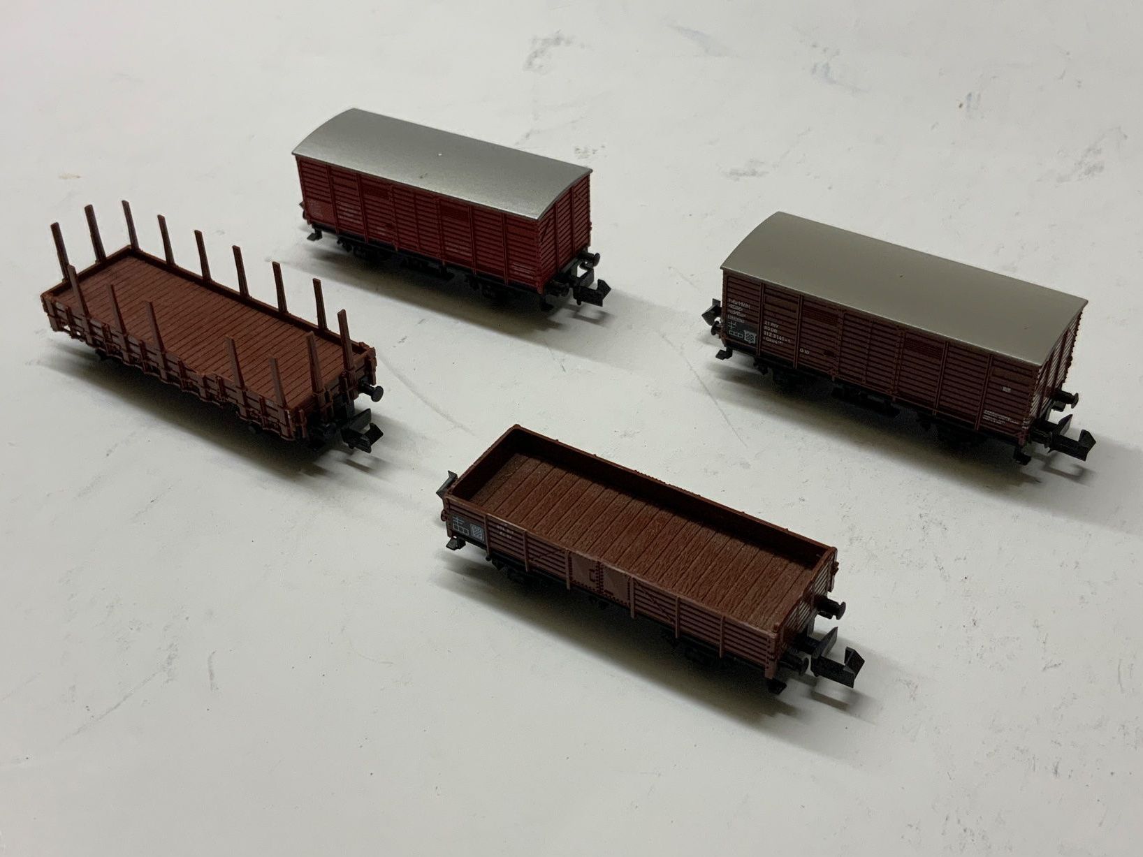 Fleischmann Modellini di ferrovie: 4 Stück, vesch. Güterwagen,  Spur N – Usato da Altnau venduto da mar_kfk2 3