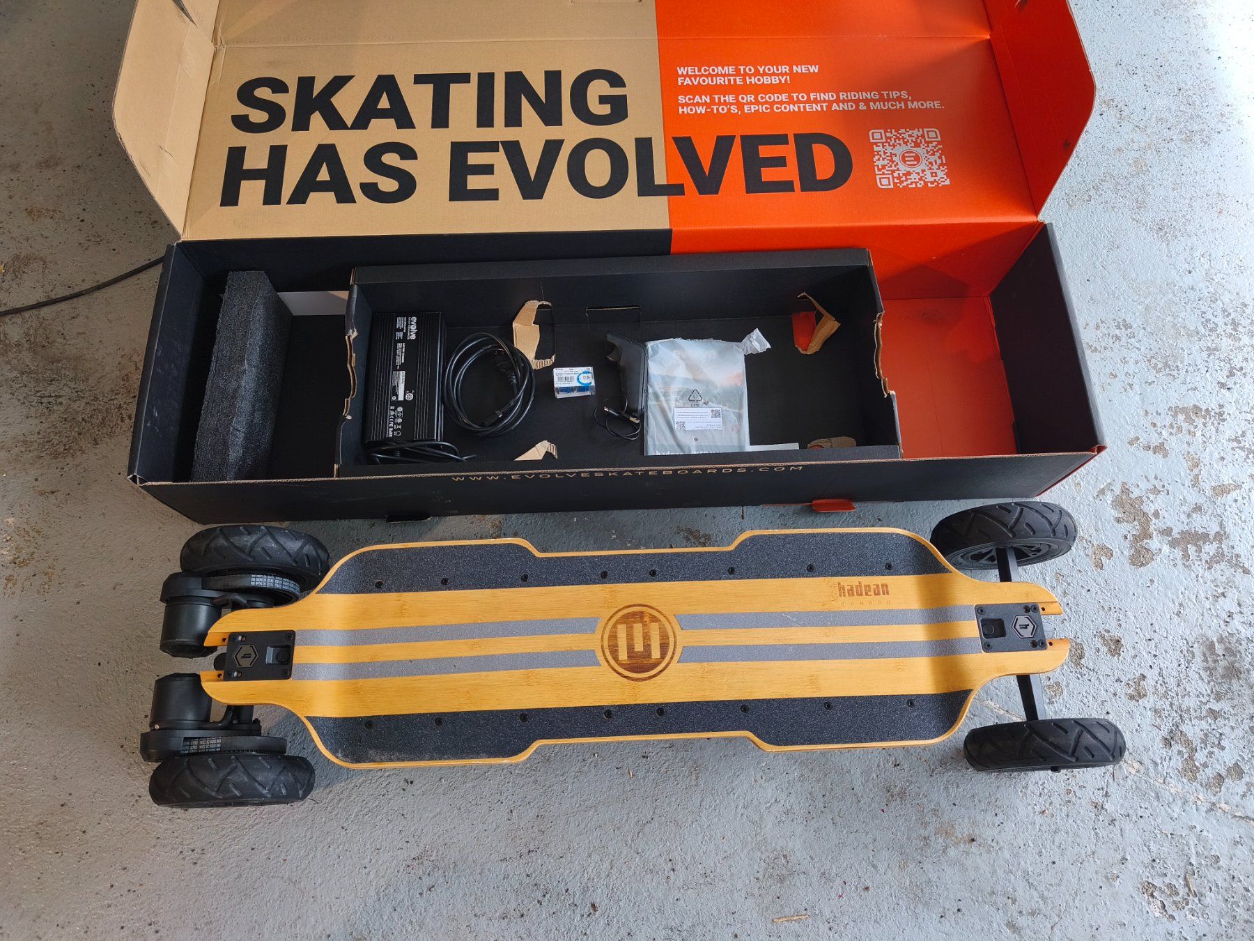 Skateboards: Evolve Hadean Bamboo All-Terrain Best elektrisches Longboard – Usato da Zürich venduto da Polar2016