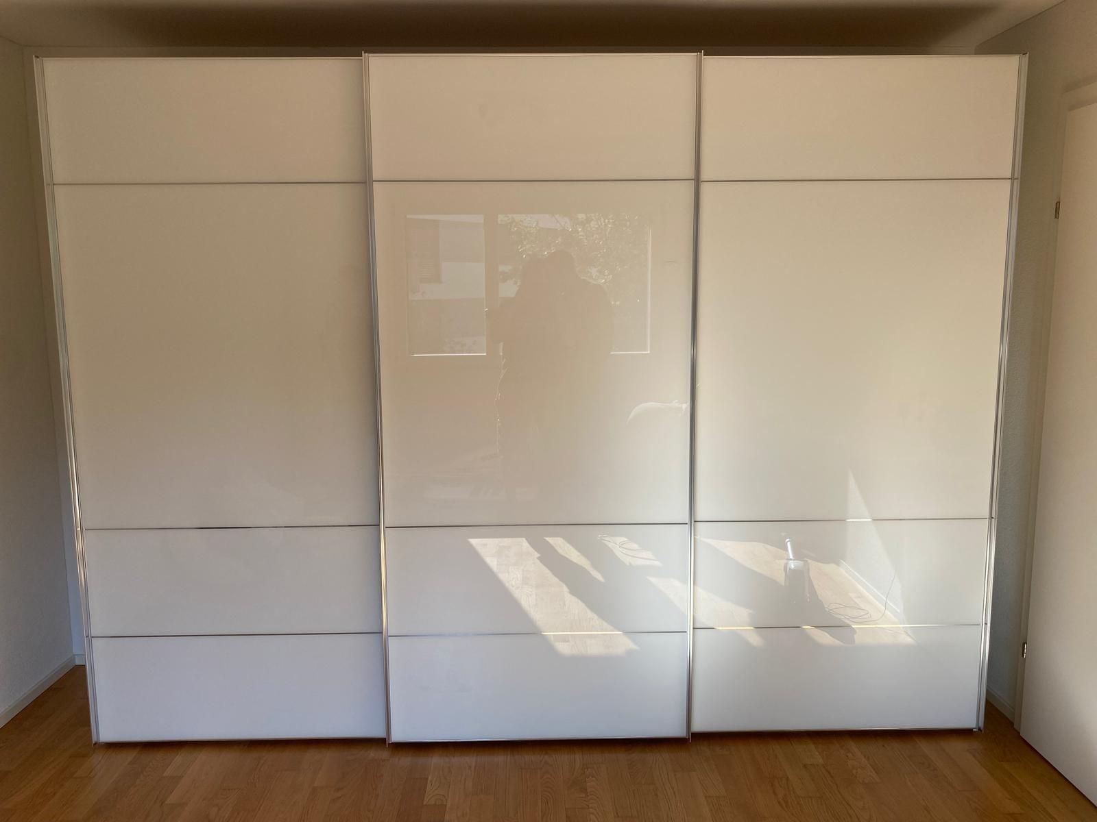 Armadi: Schlafzimmerschrank – Usato da Altenrhein venduto da Roduner
