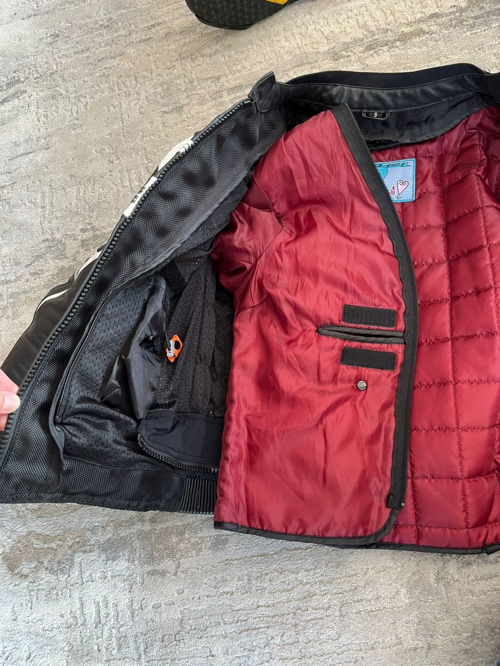 Ixon Completi & Tailleur: Motorrad Lederkombi – Usato da Kloten venduto da vanepit 2