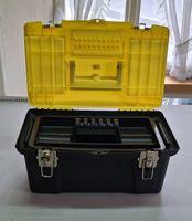 Stanley Werkzeugbox mit Organizer & Metallverschlüssen