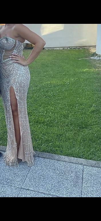 Vestiti: Abendkleid – Usato da Alpnach Dorf venduto da iva_f6z2 2