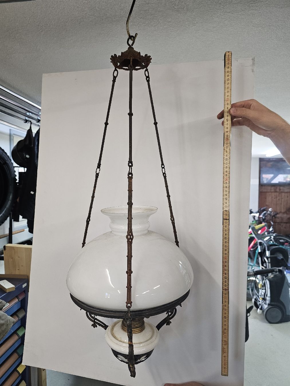Lustres & lampes de plafonds: Antike Petrollampe – D'occasion à Mauren TG par Manawatu